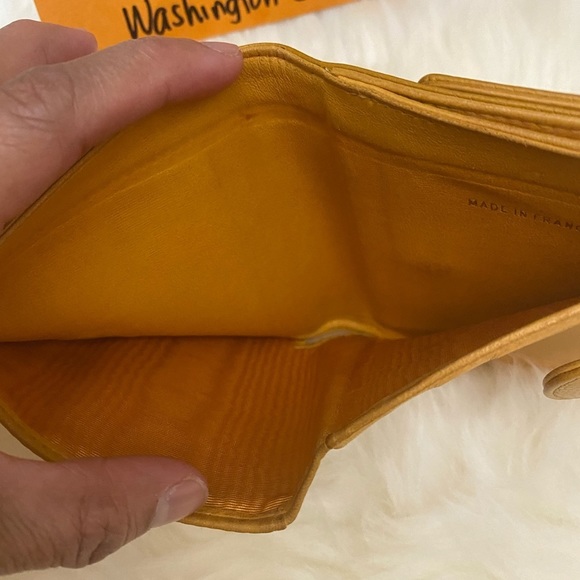 Chanel Compact wallet - Picture 11 of 16